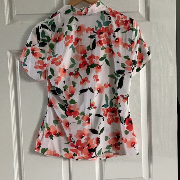 CK Floral Blouse NWOT - Picture 2 of 6